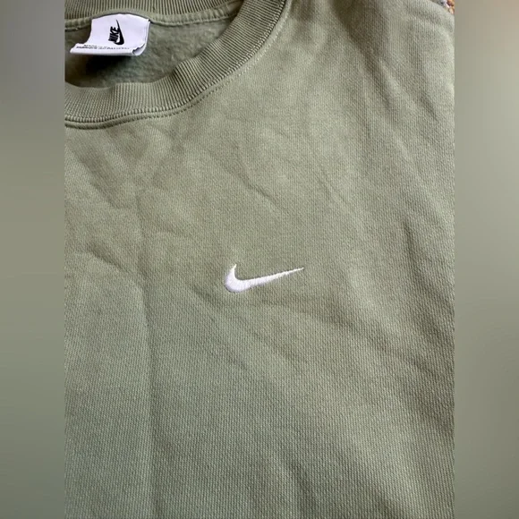 Nike Solo Swoosh Crewneck Sweatshirt - Picture 3 of 7